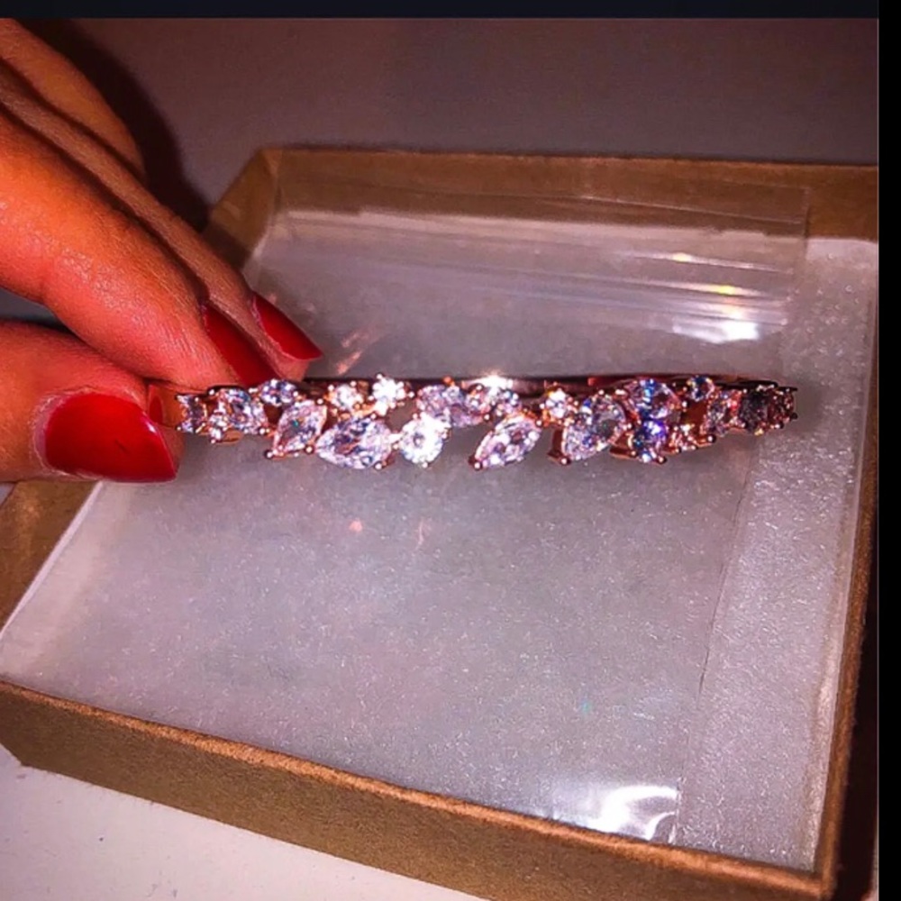 Lovestory bracelet bangle